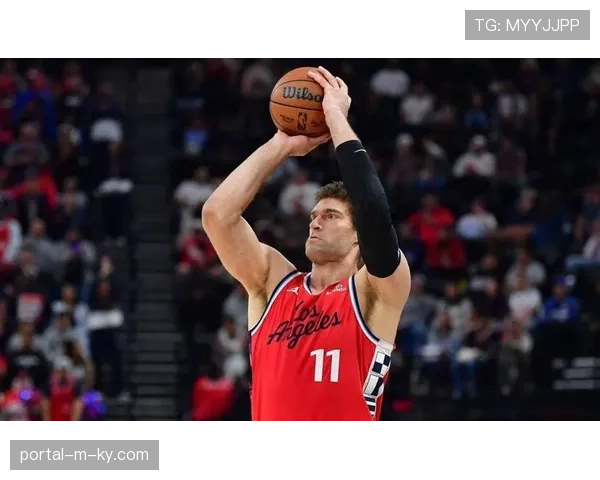 快船对阵雄鹿战术复盘:伦纳德仅打22分钟的高效轮换策略 快船对阵雄鹿战术复盘:伦纳德仅打22分钟的高效轮换策略